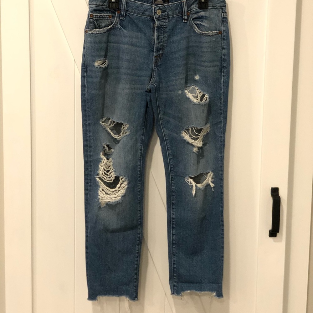 Abercrombie & Fitch Boyfriend Jeans
